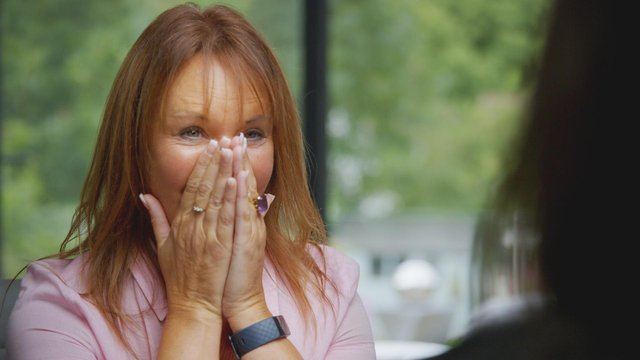 Adoptee Amanda Village is ecstatic when Davina McCall visits to tell her the news that her birth mother has been found.